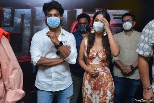 Aadi-avika-Gor-Amaran-Movie-Opening-23