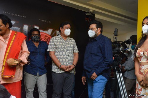 Aadi-avika-Gor-Amaran-Movie-Opening-24