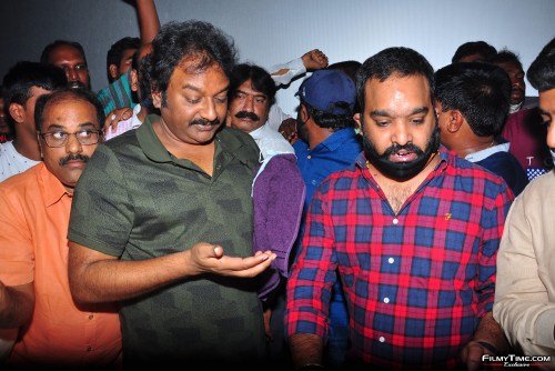 Aadi-Movie-Special-Show-42