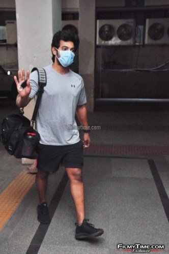 Aadi-Sai-Kumar-Latest-Gym-Photos-2