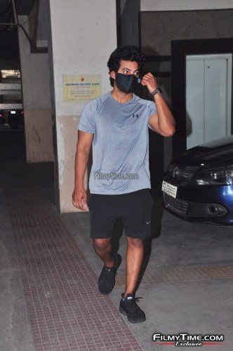 Aadi-Sai-Snapped-At-Gym-In-Hyderabad-7