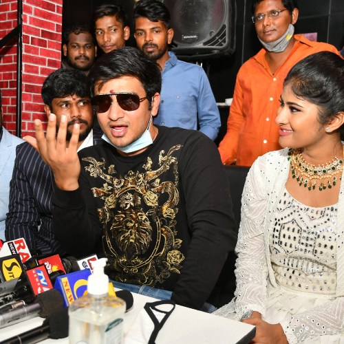 Actor-Nikhil-Siddharth-Inaugurated-Gismat-Mandi-Restaurant-in-Vijayawada-10