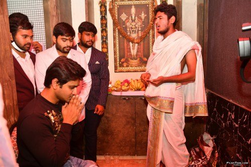 Actor-Nikhil-Siddharth-Inaugurated-Gismat-Mandi-Restaurant-in-Vijayawada-8