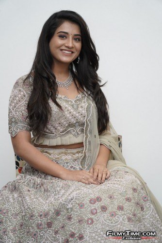 Raashi-2-26
