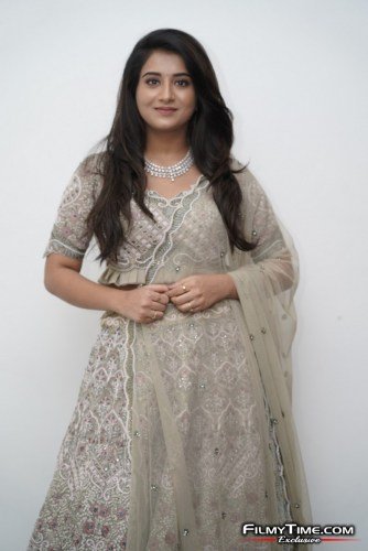Raashi-2-3