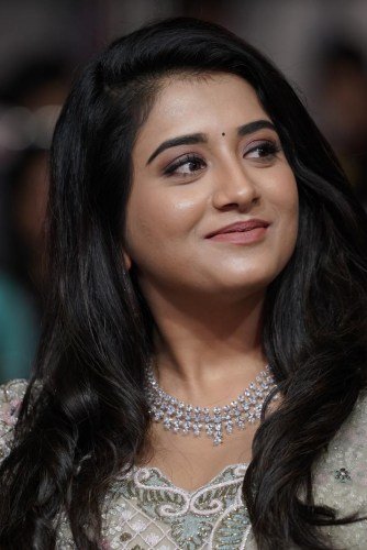 Raashi-19