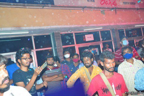 Aadi-Movie-Special-Show-17