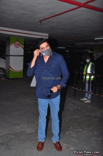 Adivi-Sesh-Snapped-Major-Teaser-launch-At-AMB-Cinemas-14