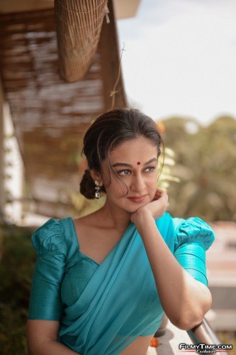 Aishwarya-Arjun-Latest-Photoshoot-5