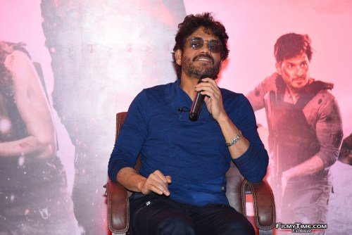 Akkineni-Nagarjuna-Interview-Photos-15