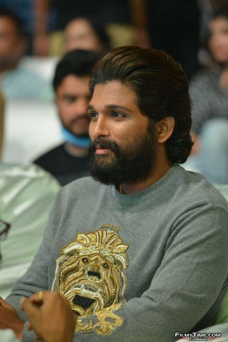 Allu-Arjun-28