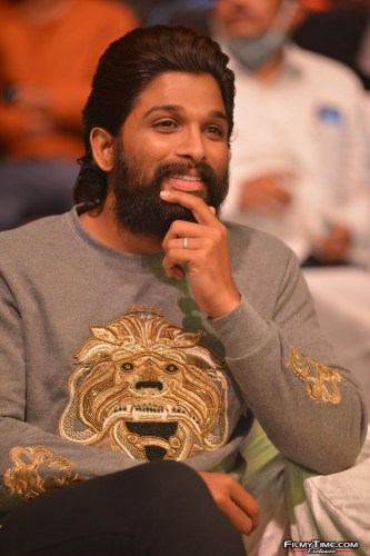 Allu-Arjun-4