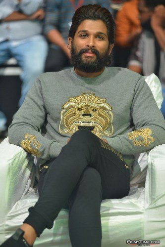 Allu-Arjun-12
