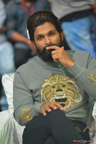 Allu-Arjun-8