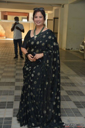 Aadi-avika-Gor-Amaran-Movie-Opening-34