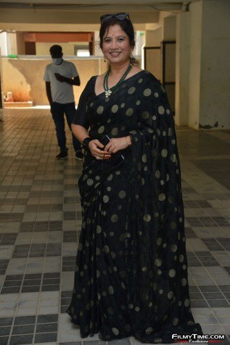 Aadi-avika-Gor-Amaran-Movie-Opening-36