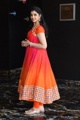 Anchor-Shyamala-11