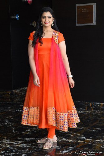Anchor-Shyamala-12