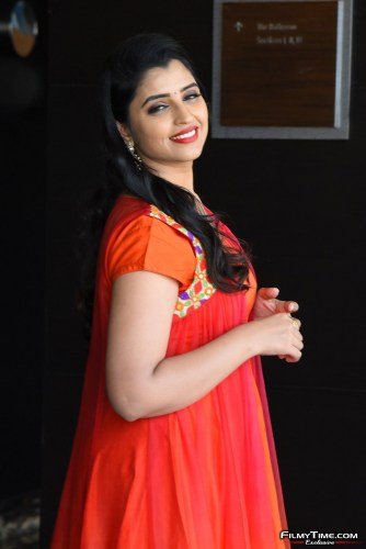Anchor-Shyamala-16
