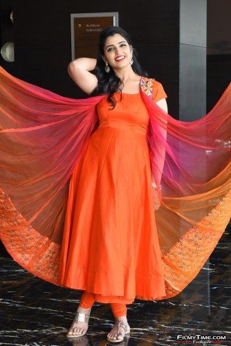 Anchor-Shyamala-23