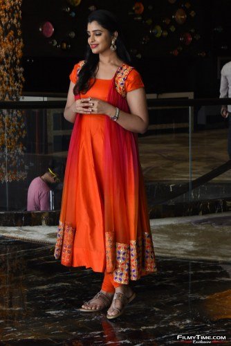Anchor-Shyamala-9