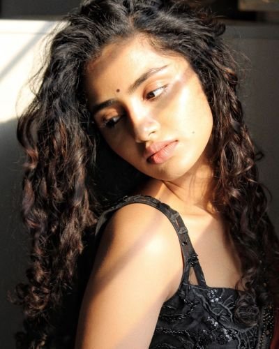 Anuapama-latest-photos-14