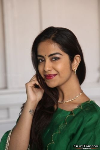Avika-Gor-at-movie-opening-29