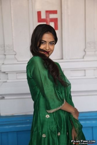 Avika-Gor-at-movie-opening-35