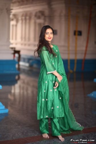 Avika-Gor-at-movie-opening-40