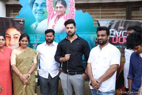 back-door-song-launched-by-smt-ys-sharmila-9