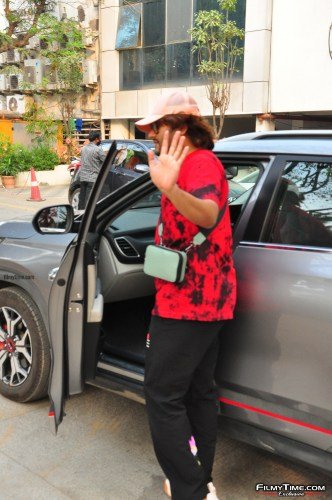 Celebrity-Stylist-jukalker-at-cafe-in-Hyderabad-10