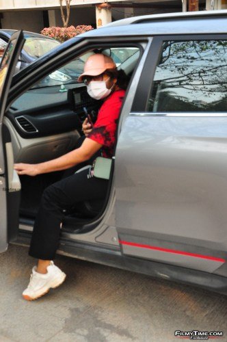 Celebrity-Stylist-jukalker-at-cafe-in-Hyderabad-2