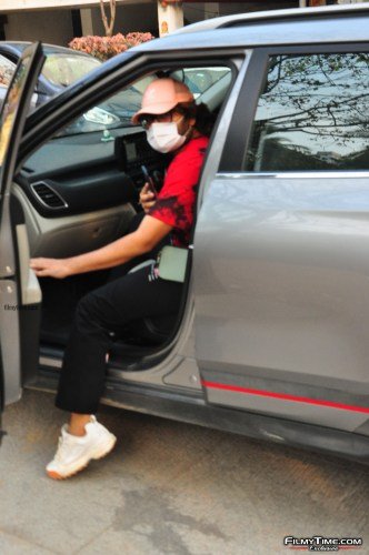 Celebrity-Stylist-jukalker-at-cafe-in-Hyderabad-3