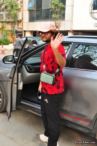 Celebrity-Stylist-jukalker-at-cafe-in-Hyderabad-9