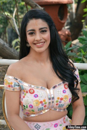 Daksha-Nagarkar-photos-bangarraju-promotionsDaksha-Nagarkar-photos-bangarraju-promotions-2