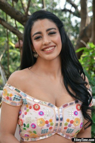Daksha-Nagarkar-photos-bangarraju-promotionsDaksha-Nagarkar-photos-bangarraju-promotions-8