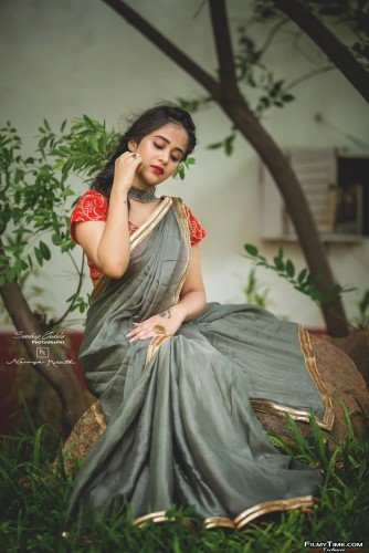 Deepthi-Sunaina-latest-photos-51