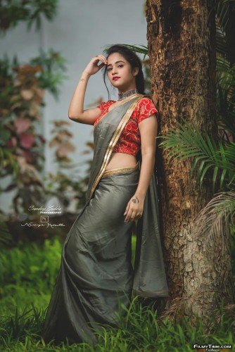 Deepthi-Sunaina-latest-photos-54