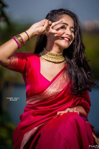 Deepthi-Sunaina-latest-photos-77