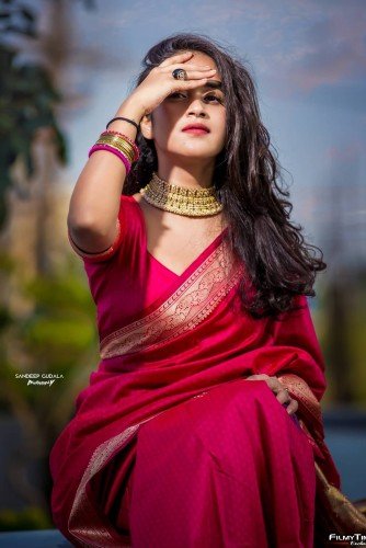 Deepthi-Sunaina-latest-photos-78
