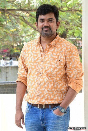 Director-Suku-Purvaj-Interview-Stills-10