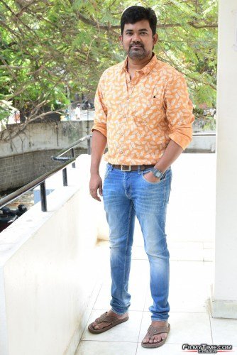 Director-Suku-Purvaj-Interview-Stills-11