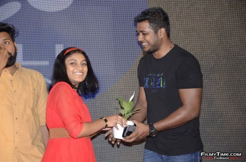 Ee-Kathalo-Paathralu-Kalpitam-7