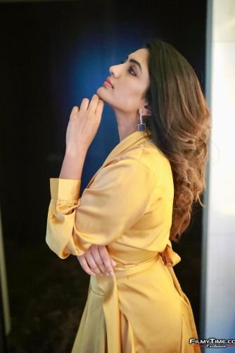 Eesha-Rebba-Photoshoot-6