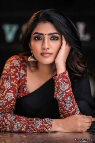 eesha-rebba-saree-latest-1