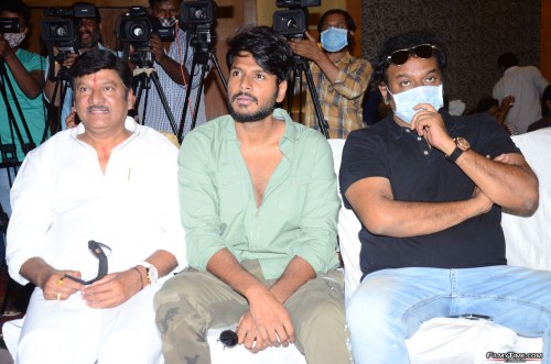 Gully-Rowdy-Movie-Firstlook-Launch-5