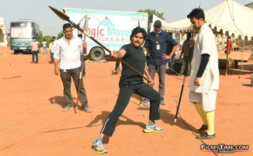 Hari-Hara-Veeramallu-Working-stills-4
