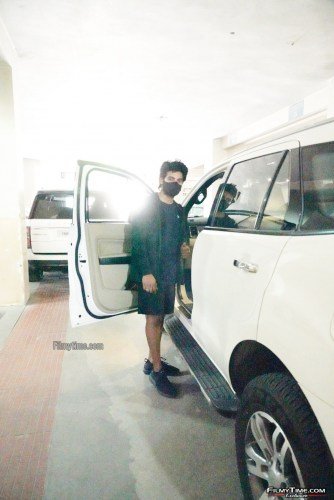 Hero-Aadi-2