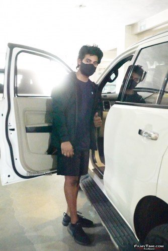 Hero-Aadi-4