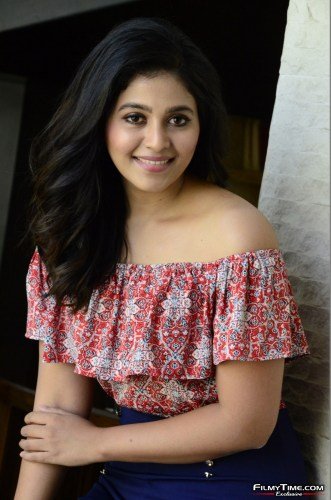 Anjali-18